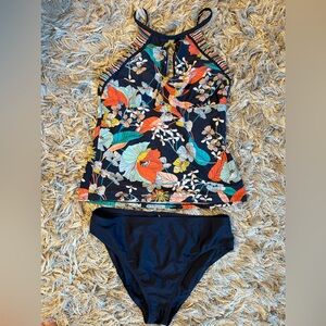 XL 2-Piece Tankini Swimsuit